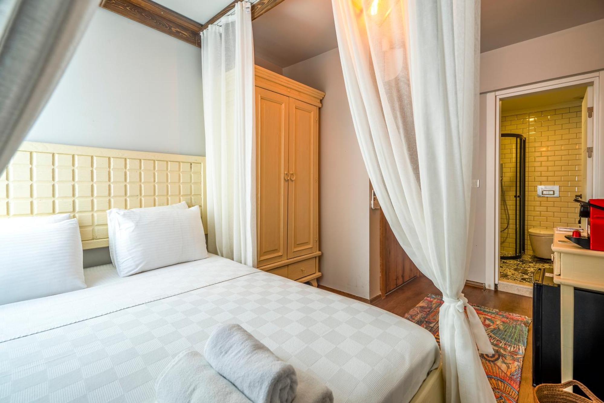 Lulu Inn Hotel Çeşme Zewnętrze zdjęcie